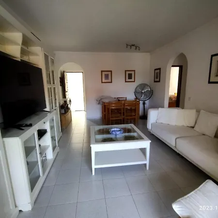 Quinta Areias Flat With Pool